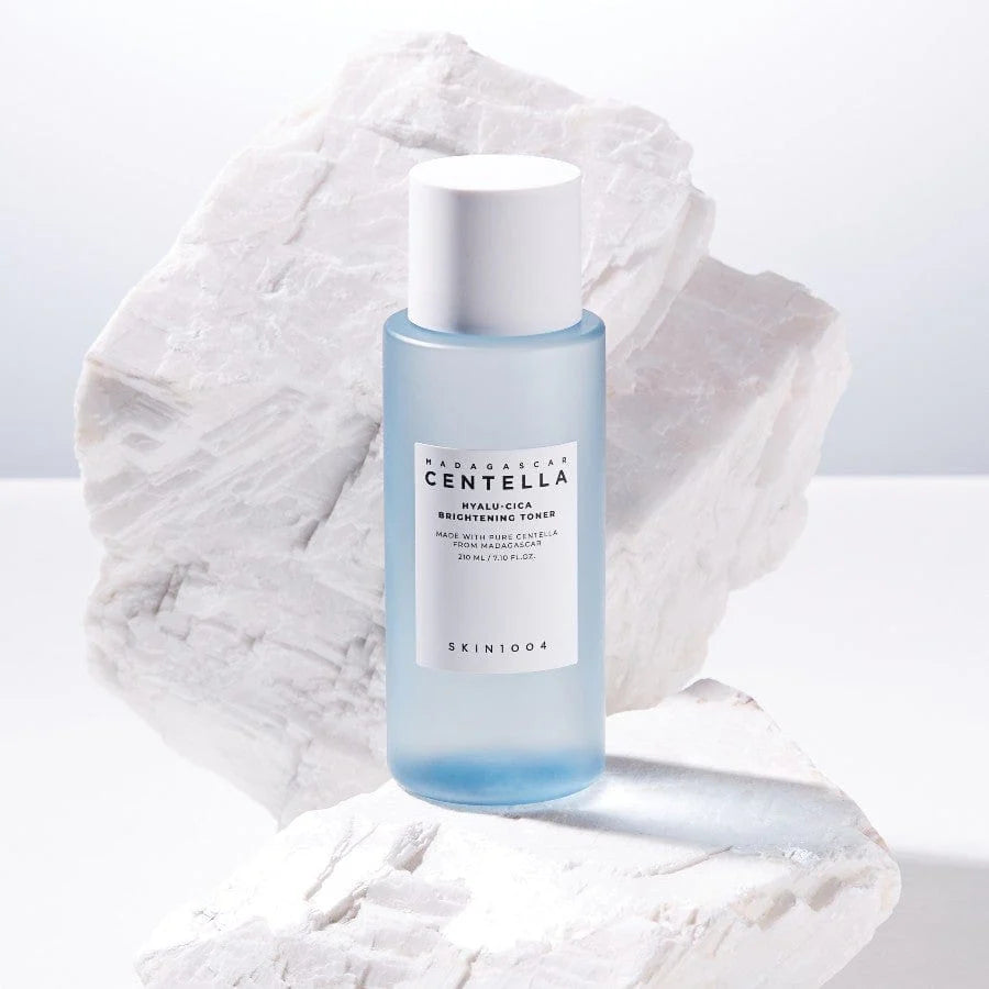 SKIN1004 Madagascar Hyalu-Cica Brightening Toner